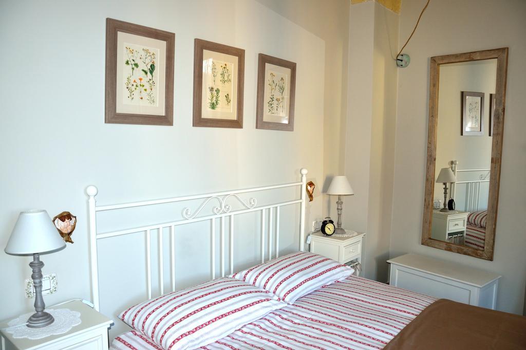 La Casa Di Alessio Bed & Breakfast Lecce Exterior photo